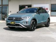 VW  T-ROC ＴＳＩ　ブラックスタイル　オールインセーフティ　前後ドライブレコーダー　前後パーキングセンサー　バックカメラ　フットオープン電動バックドア　フル液晶メーター　車線逸脱防止　アップルカープレイ・アンドロイドオート　ブルトゥースオーディオ